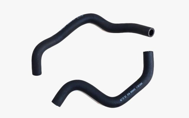 發(fā)動(dòng)機(jī)燃油回油管